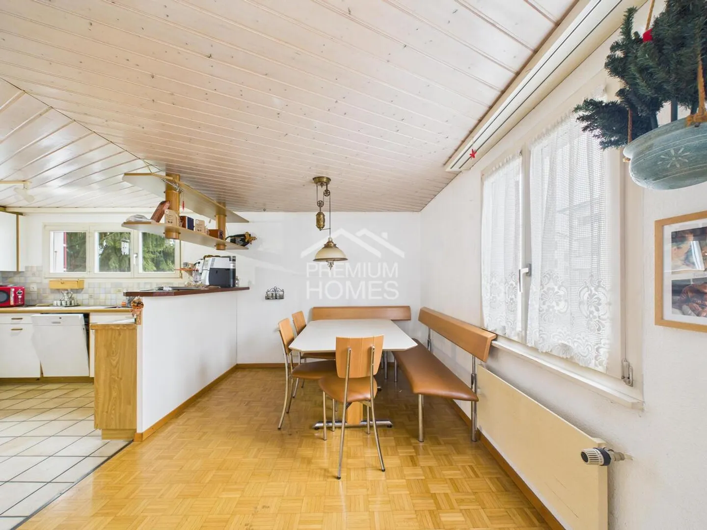 Charmantes Einfamilienhaus in Luzern - Foto 4 von 10