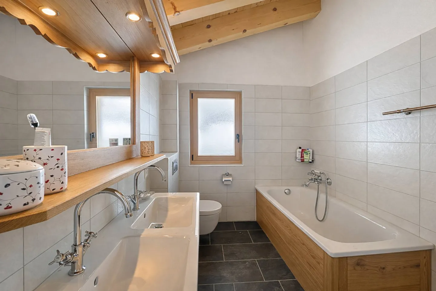 Exklusive außergewöhnliche Chalet mit Panoramablick - Foto 6 von 7