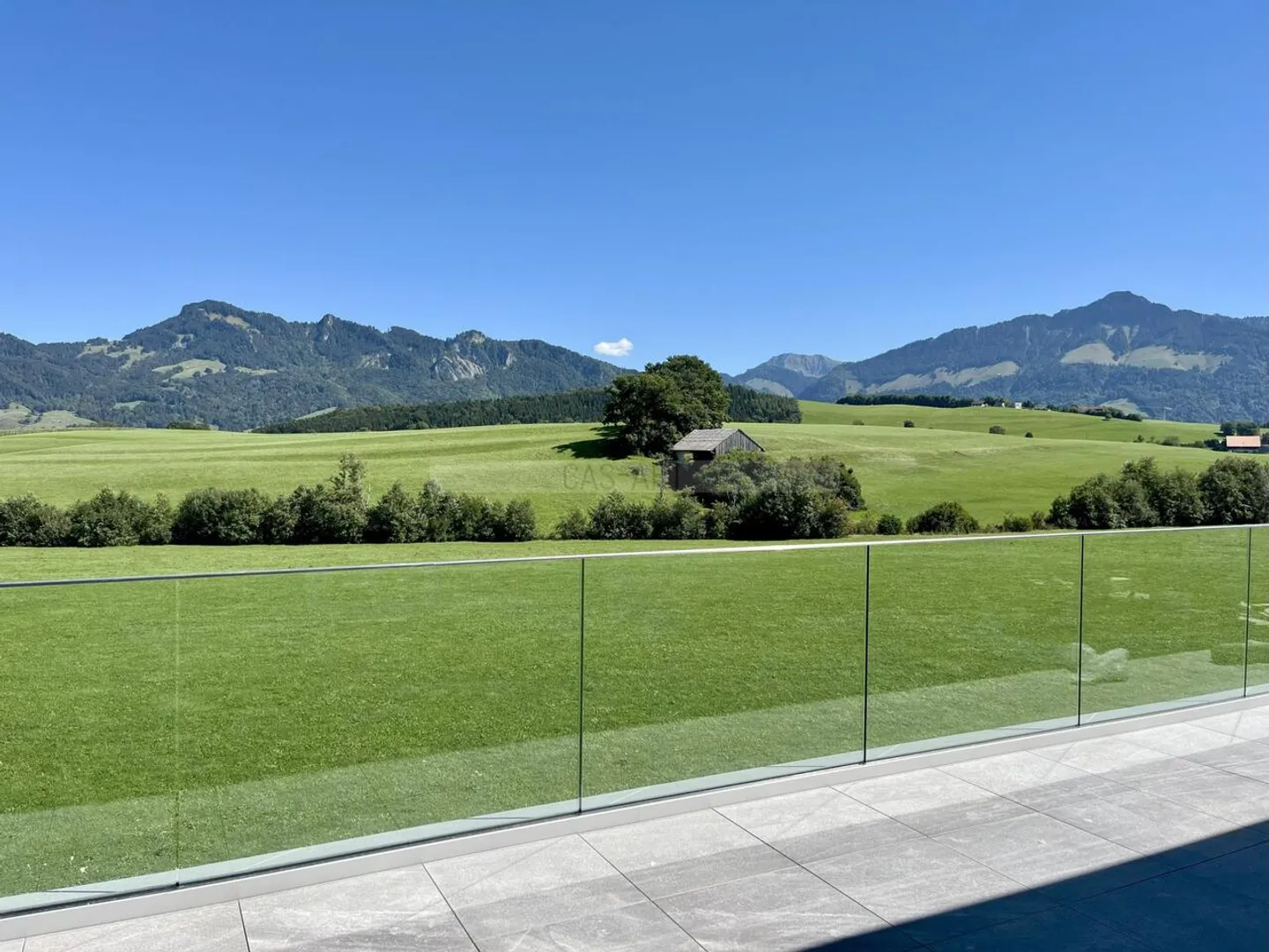 4.5 Room Apartment - Photo 2 of 5