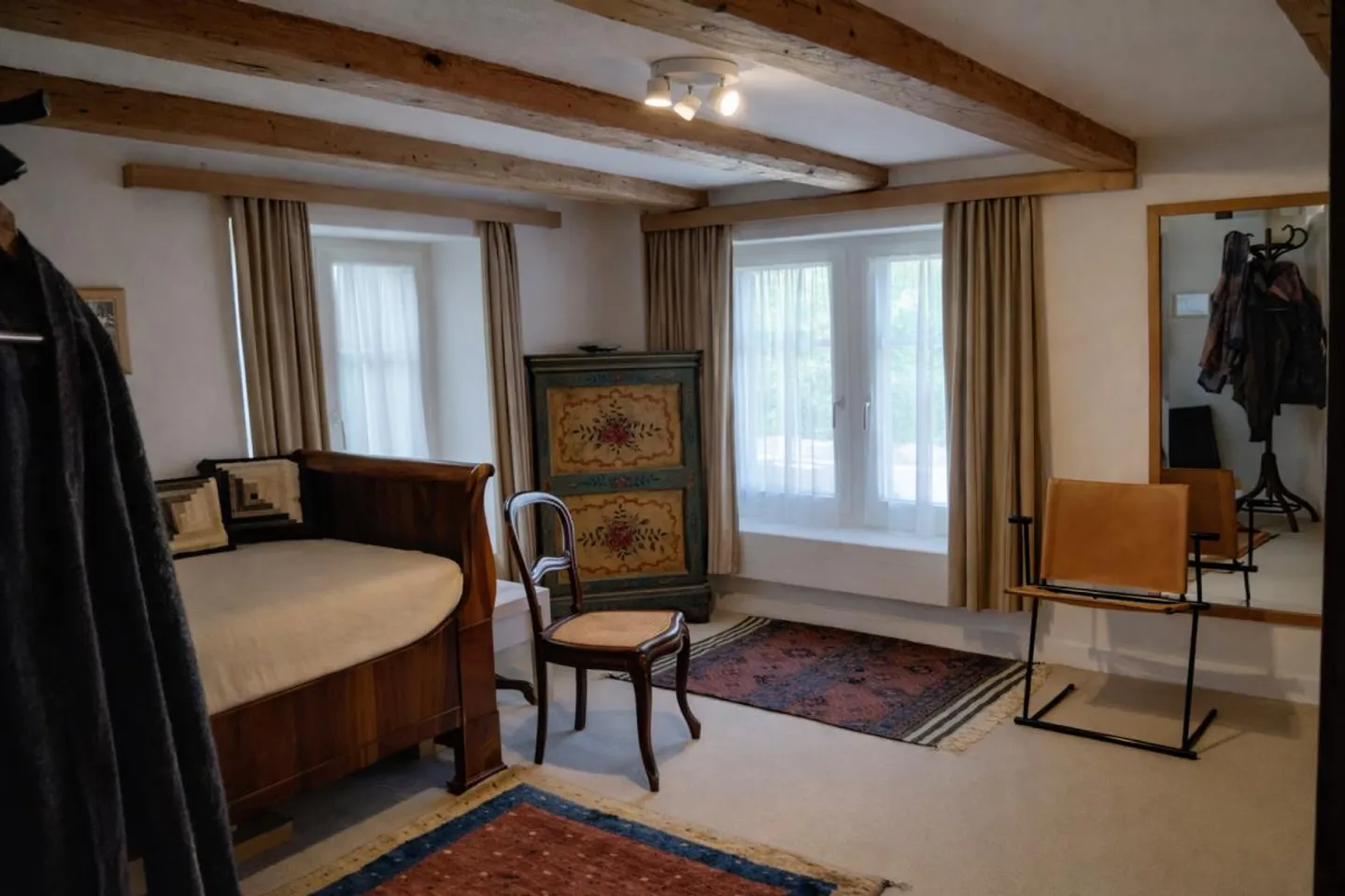 Maison individuelle de coin de 4,5 pièces : un bijou résidentiel avec histoire ! - Photo 7 sur 9