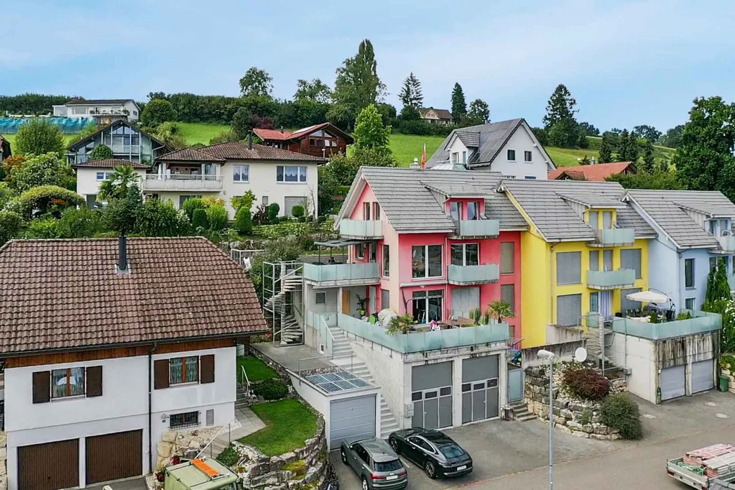 Unique Opportunity: Terraced Single-Family House with Beautiful View - Photo 13 of 13