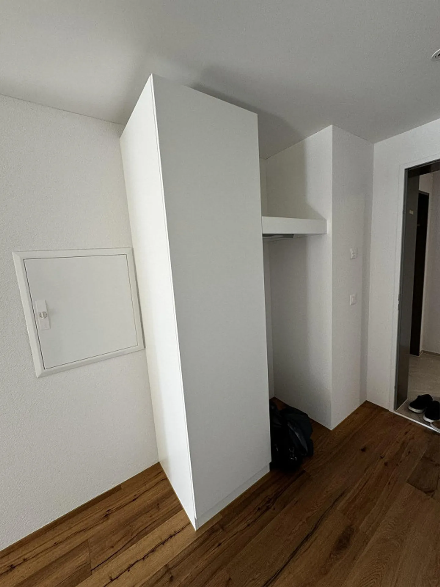 Modernes 3.5-Zimmer-Apartment - Foto 3 von 9