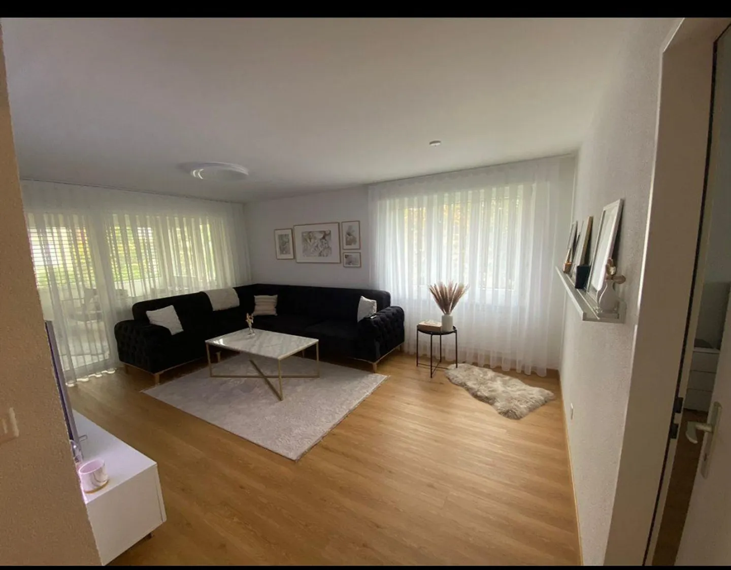 Appartement spacieux et lumineux de 4½ pièces dans un emplacement central - Photo 4 sur 9