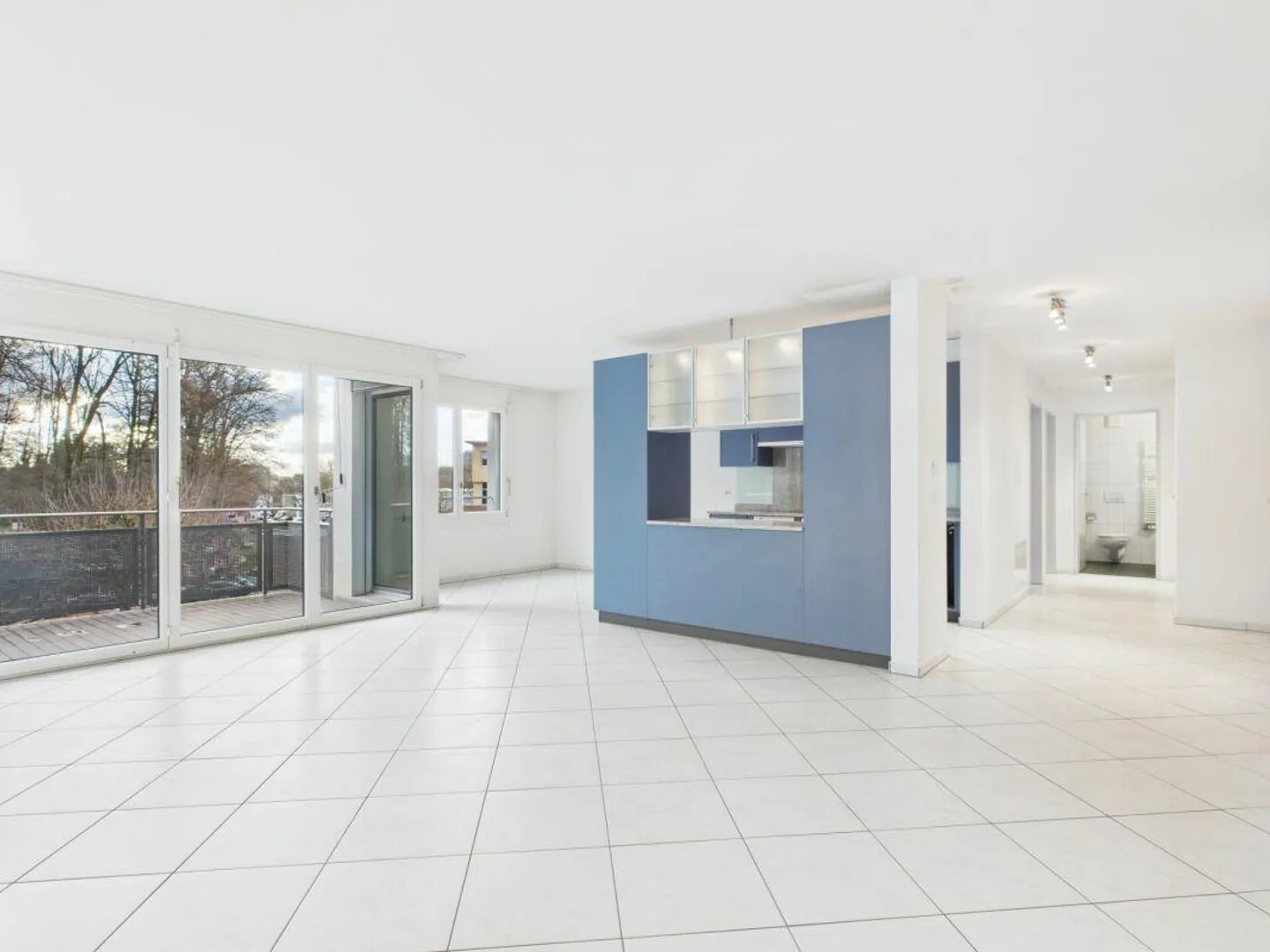 3½-Room Apartment with Parking Space - Photo 3 of 13