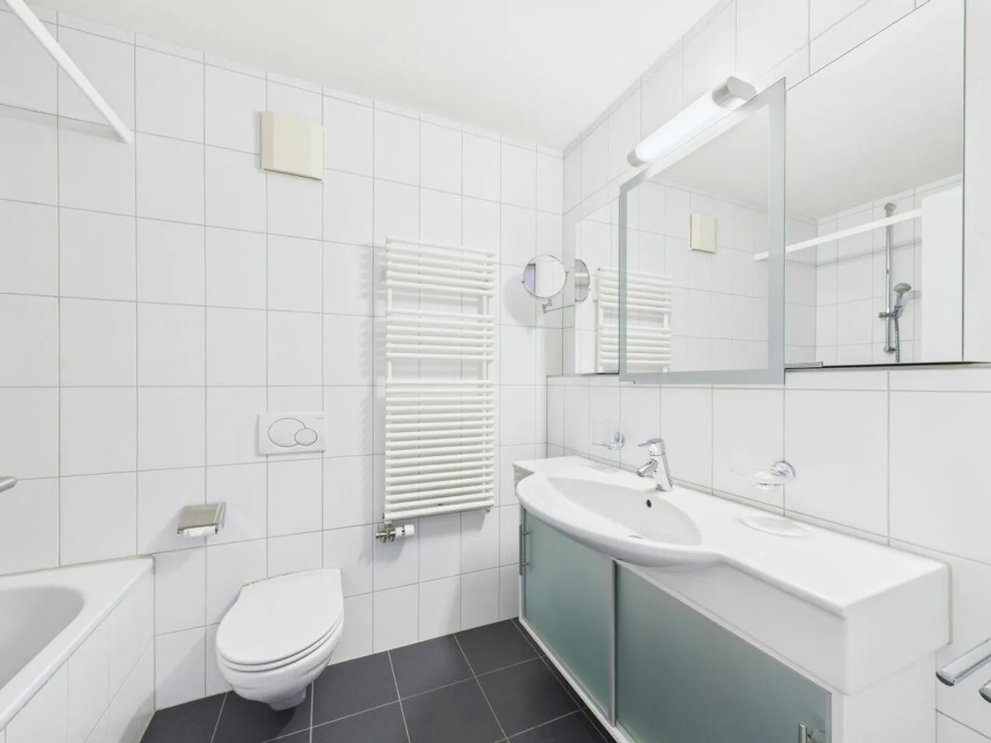 3½-Room Apartment with Parking Space - Photo 9 of 13