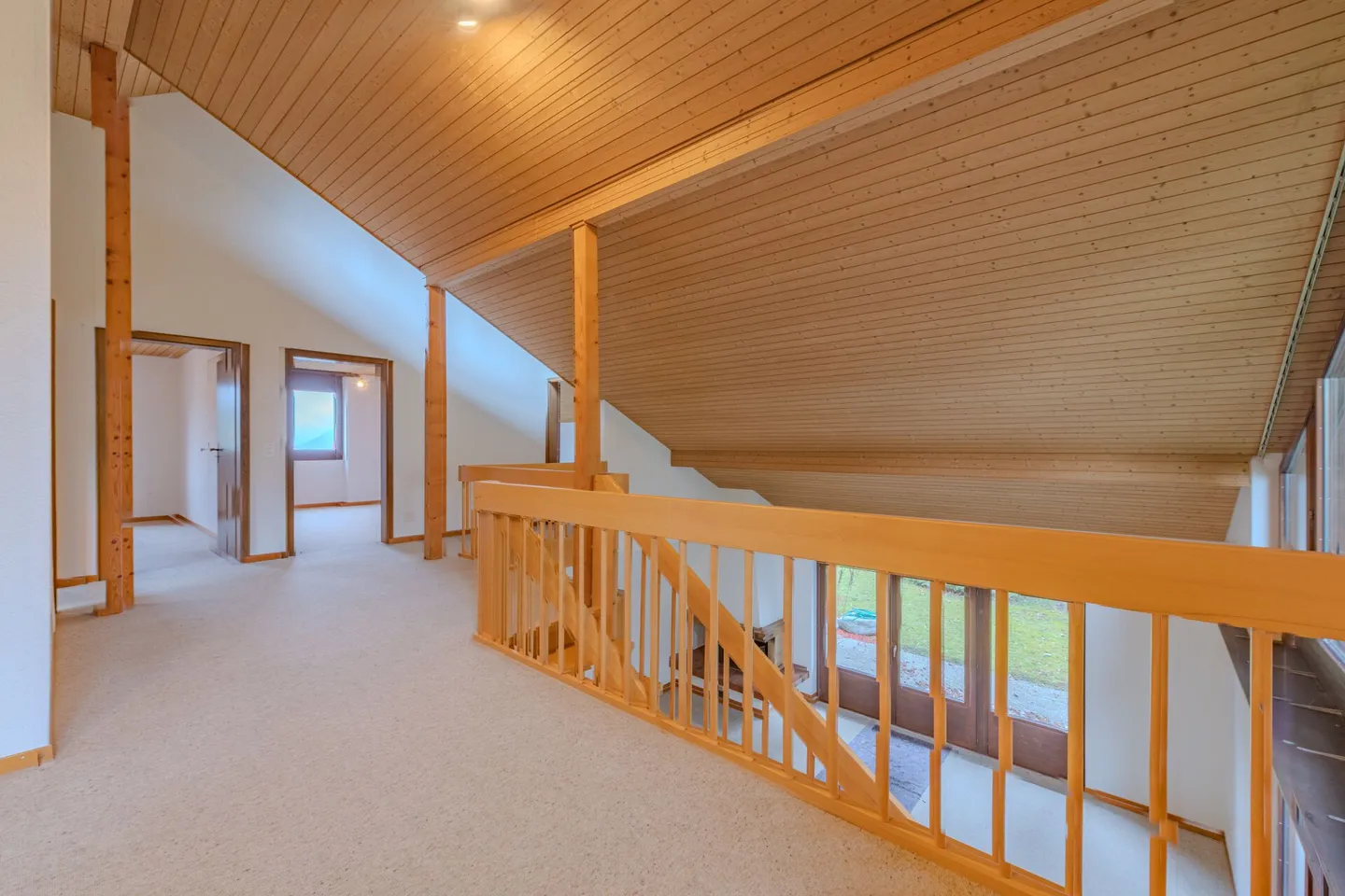 GROSSEN IMMOBILIEN - Wohnen mit Weitblick, das ideale Zuhause für zwei Generationen - Foto 5 von 15