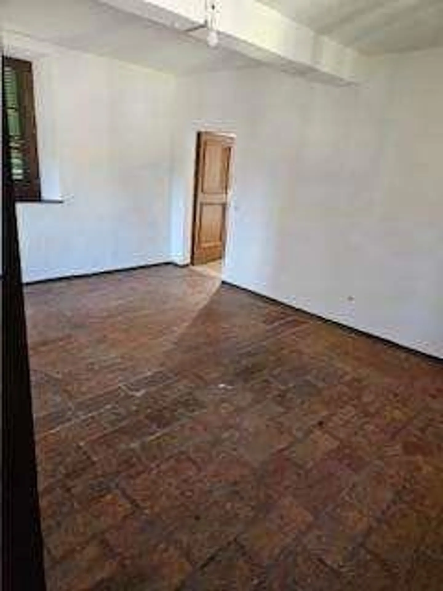 Faszinierendes rustikales Gebäude zu renovieren - Foto 3 von 12