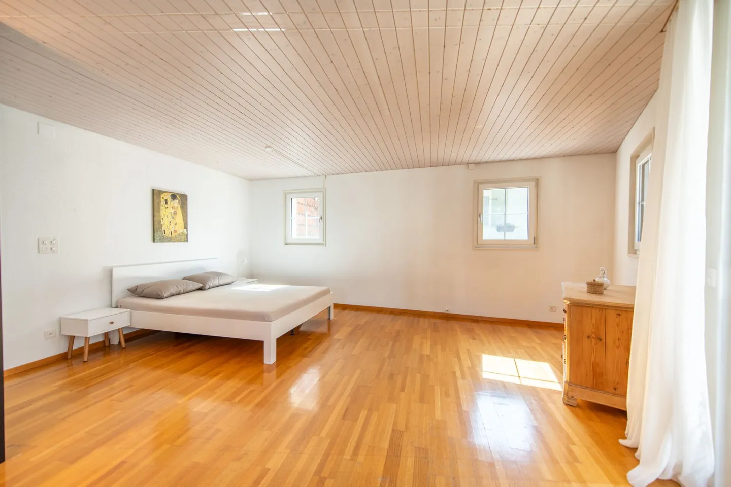 Fascino dell'edificio storico e terrazza di 47 m²: appartamento duplex esclusivo sopra i tetti di Solothurn - Foto 8 di 22