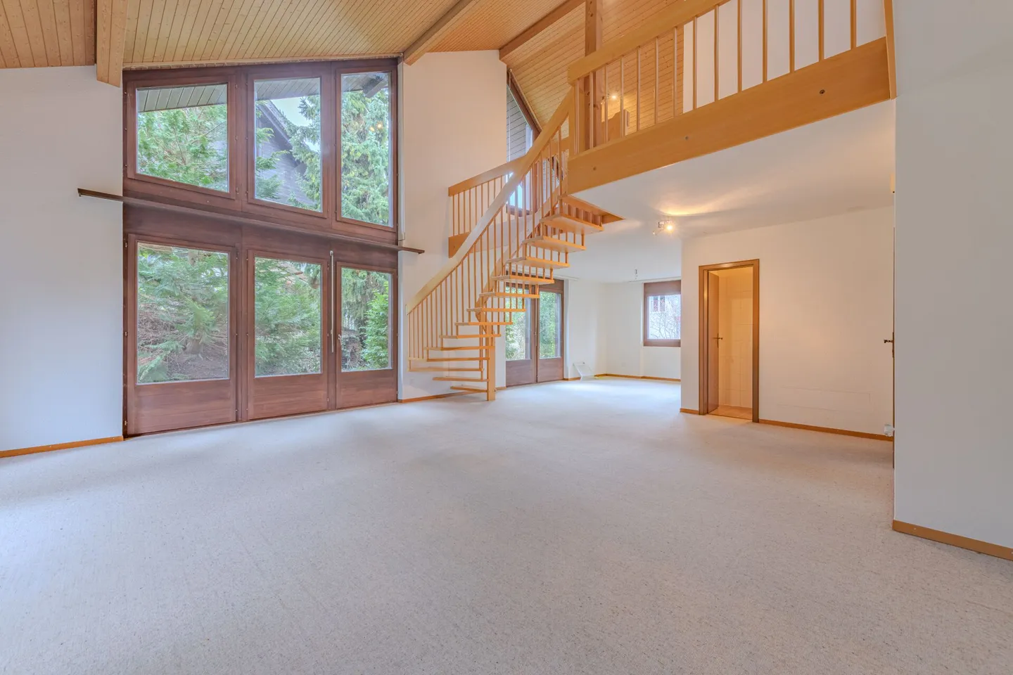 GROSSEN IMMOBILIEN - Wohnen mit Weitblick, das ideale Zuhause für zwei Generationen - Foto 7 von 15