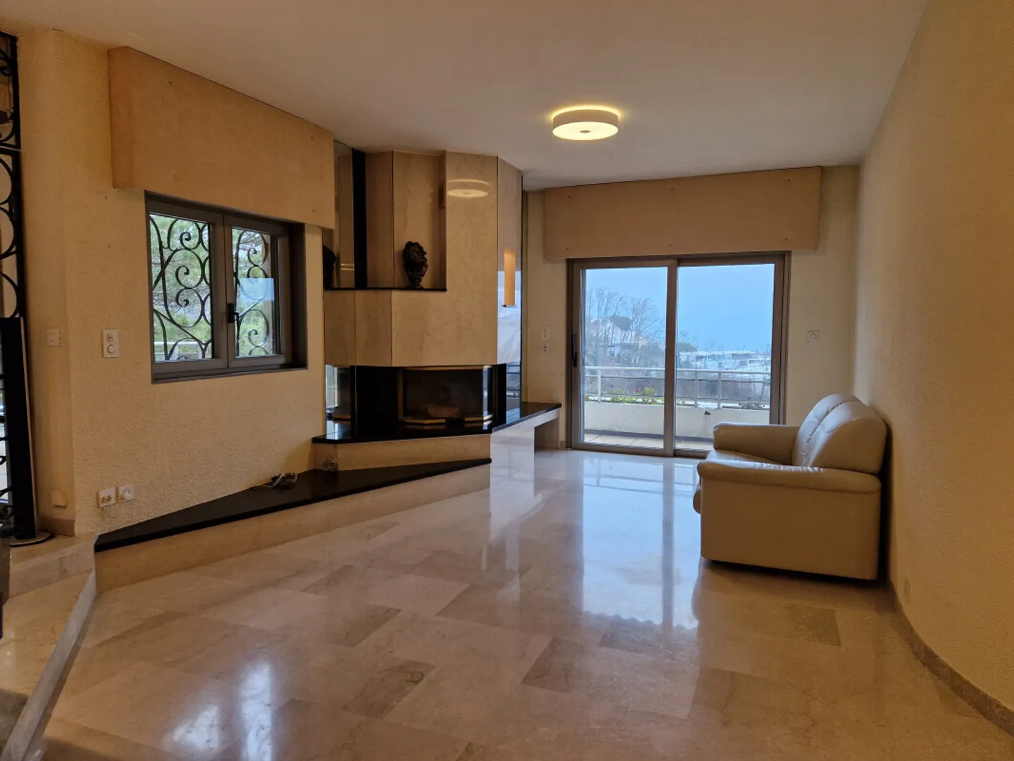 Opportunità unica! Progetto immobiliare abbandonato dal comune - Foto 5 di 11