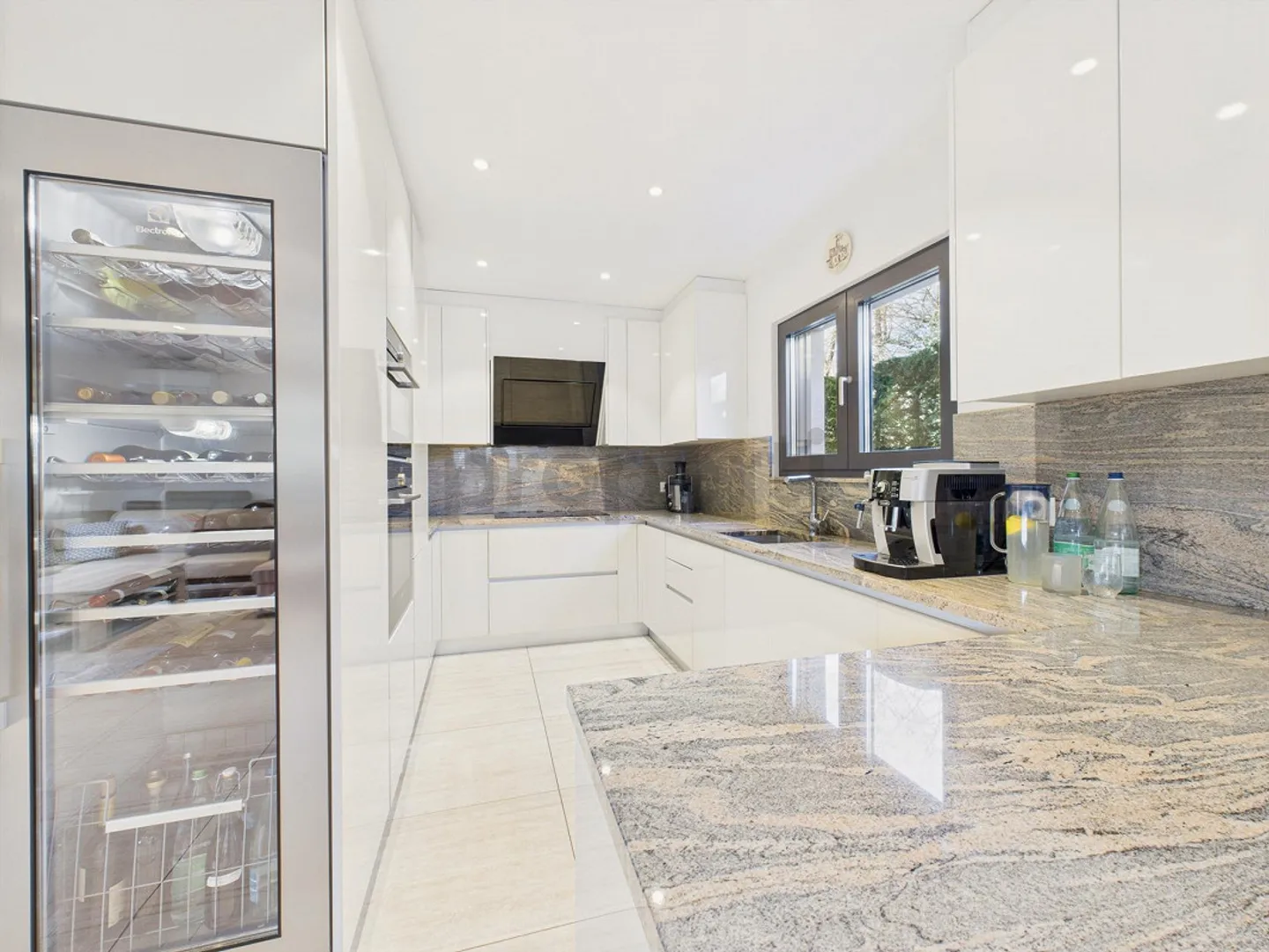 Modern independent house with 8 rooms and ample parking, Cadempino - Photo 5 of 16