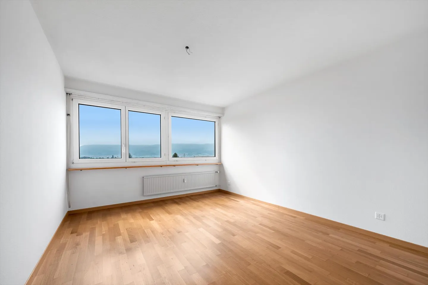 Your new home in a central yet quiet residential area! - Photo 7 of 13