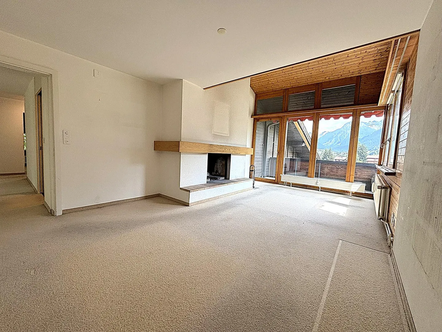 Charmante 4.5-Zimmer-Duplex-Ferienwohnung mit traumhafter Bergsicht - Photo 2 of 17