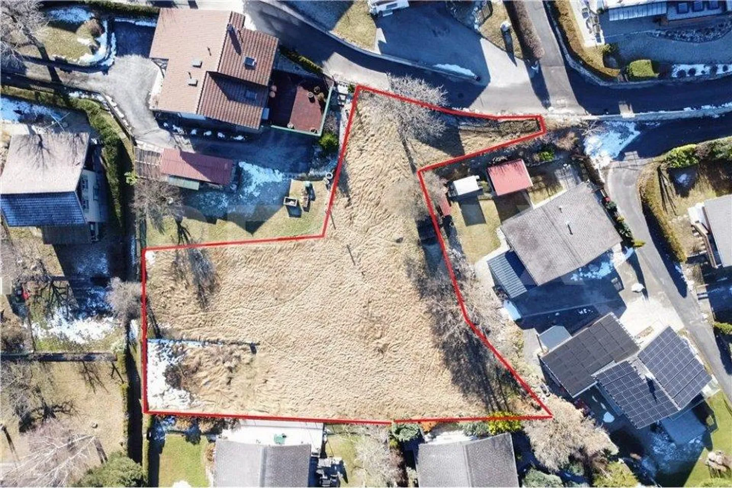 Large building plot - approved project available - Photo 2 of 10