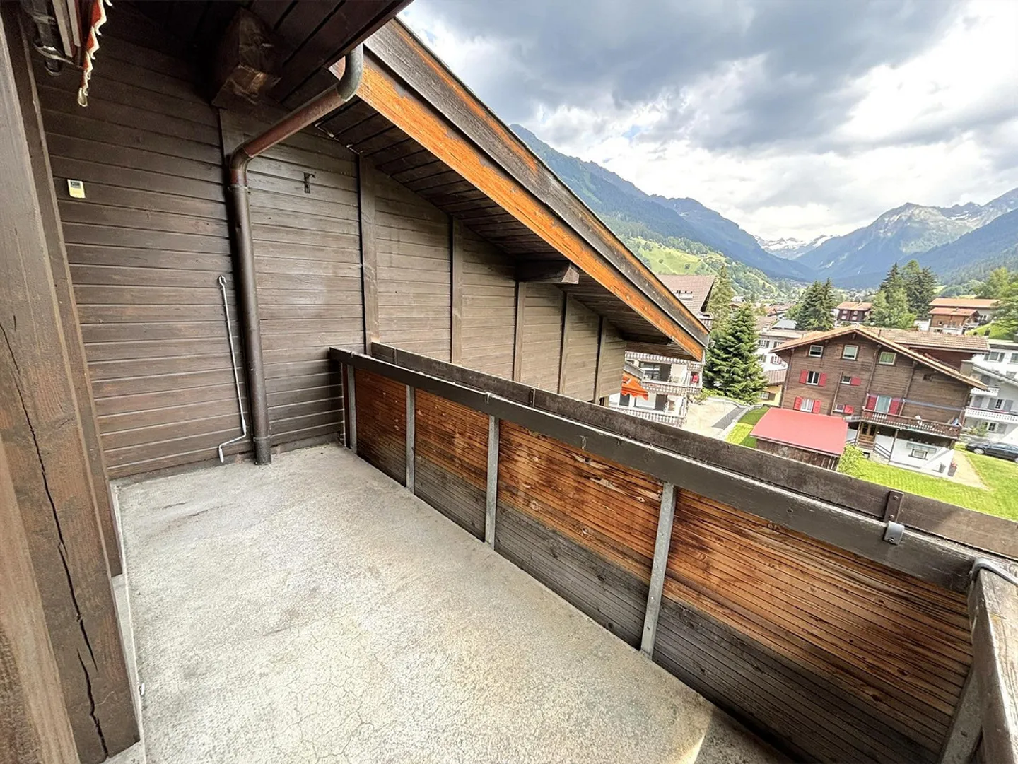 Charmante 4.5-Zimmer-Duplex-Ferienwohnung mit traumhafter Bergsicht - Photo 3 of 17