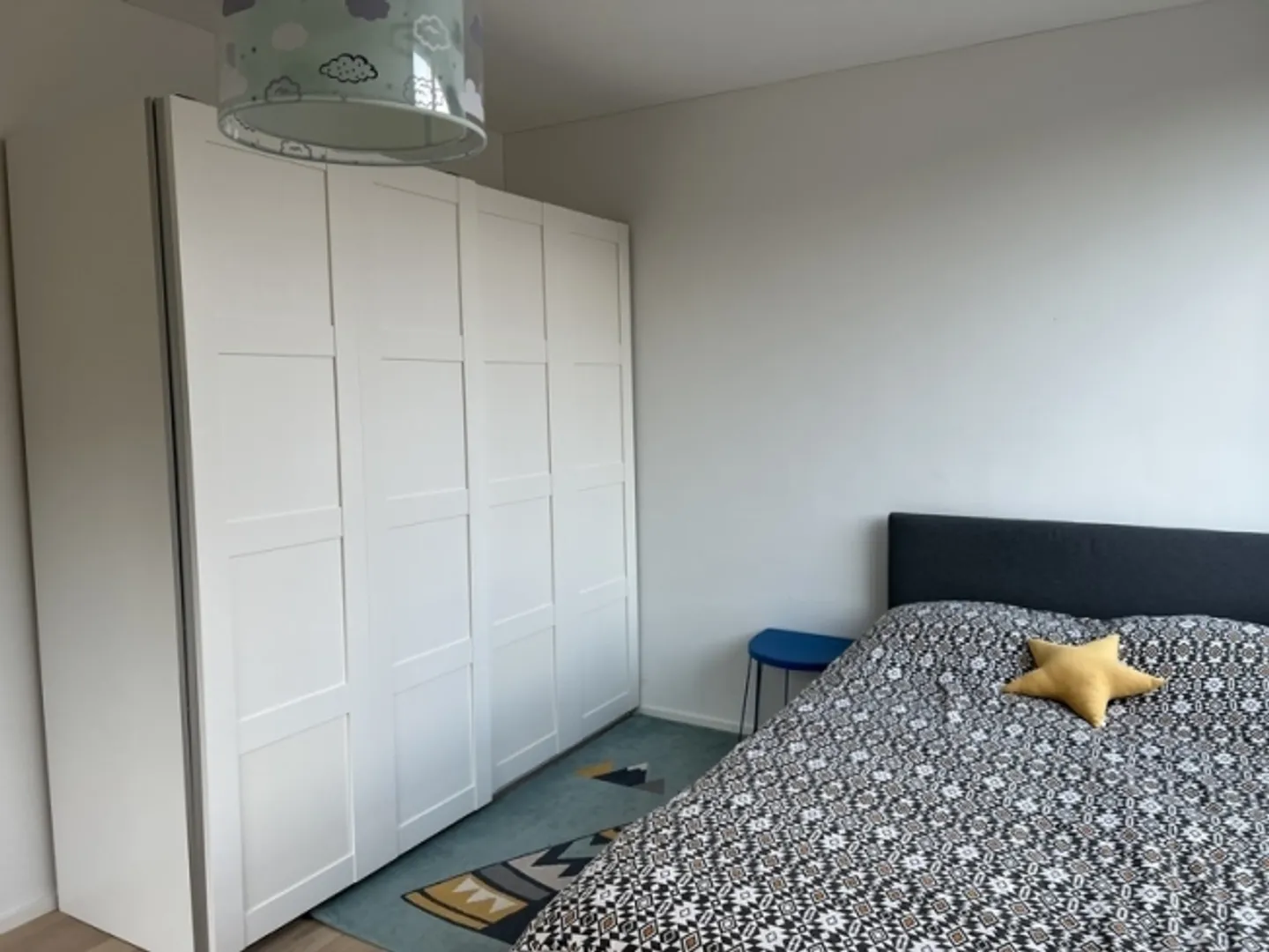 3½ PIÈCE APPARTEMENT À ZURICH - DISTRICT 2 WOLLISHOFEN, MEUBLÉ - Photo 6 sur 10