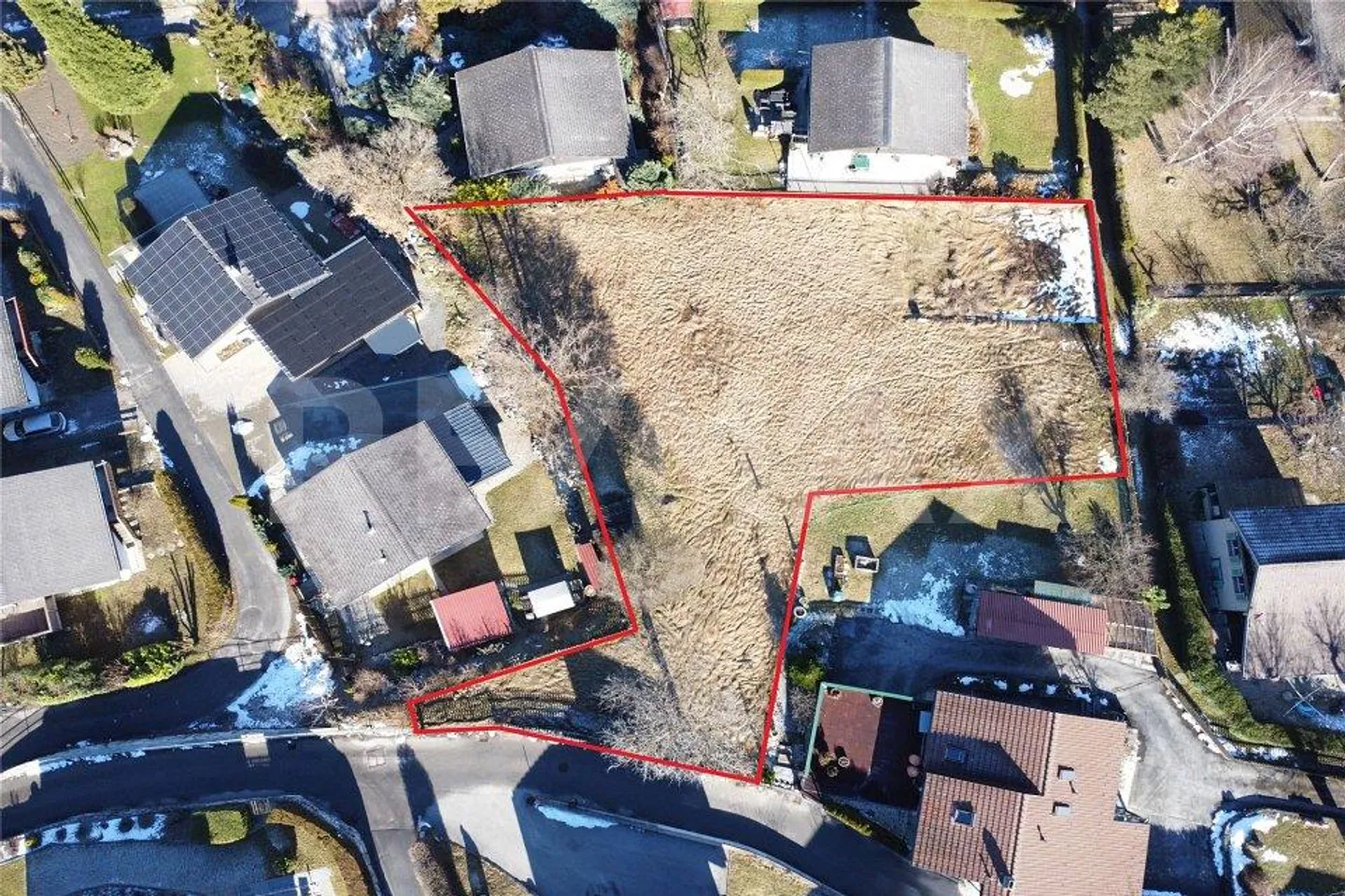 Large building plot - approved project available - Photo 4 of 10