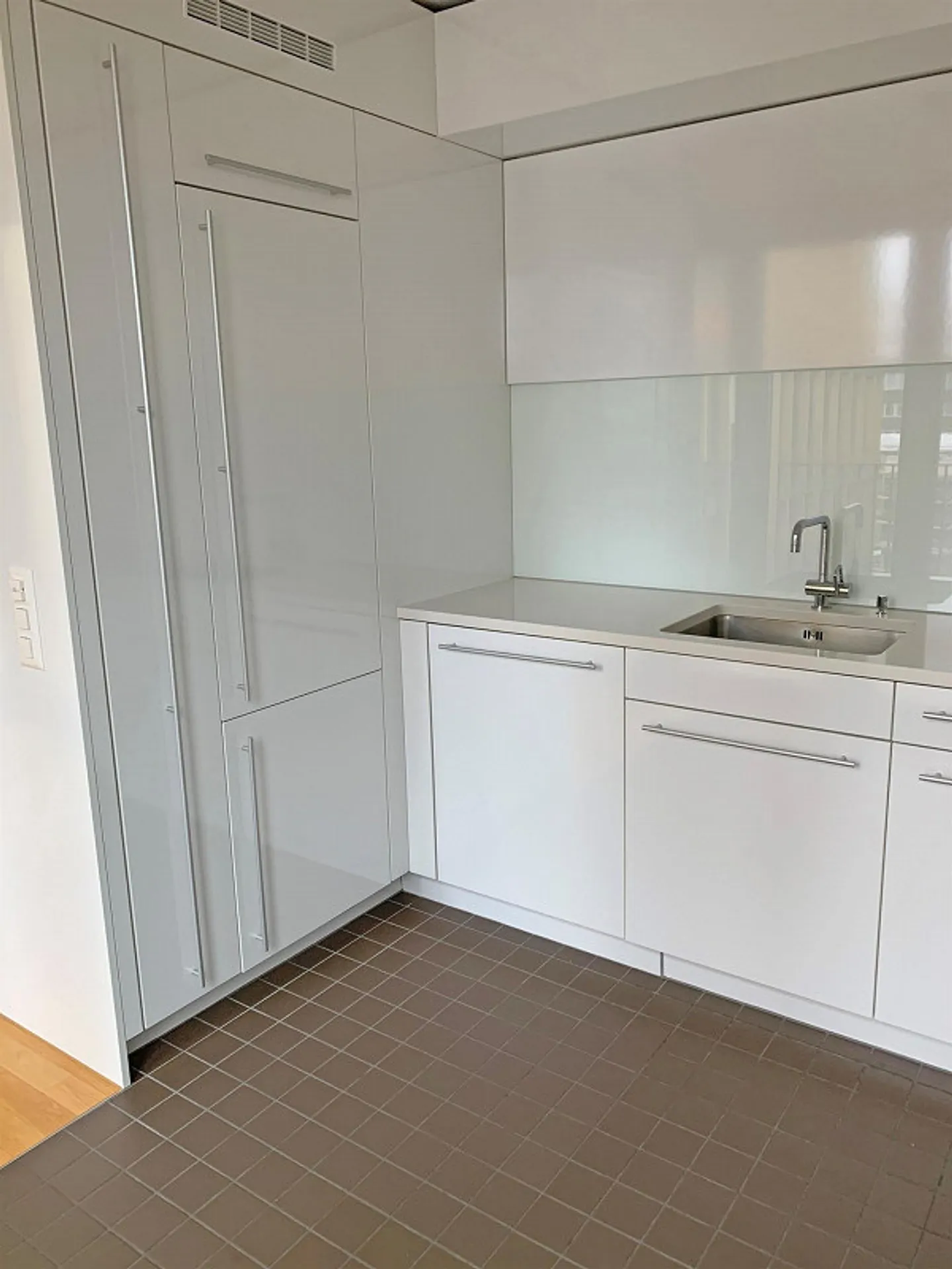 LEUTSCHENTOWER - Vivre à un niveau élevé - Photo 8 sur 11