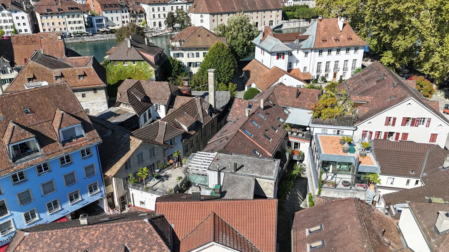 Fascino dell'edificio storico e terrazza di 47 m²: appartamento duplex esclusivo sopra i tetti di Solothurn - Foto 20 di 22