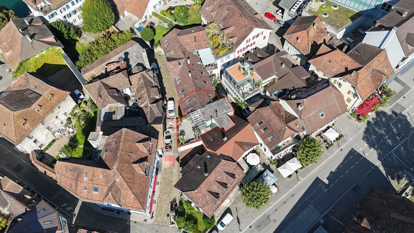 Fascino dell'edificio storico e terrazza di 47 m²: appartamento duplex esclusivo sopra i tetti di Solothurn - Foto 21 di 22