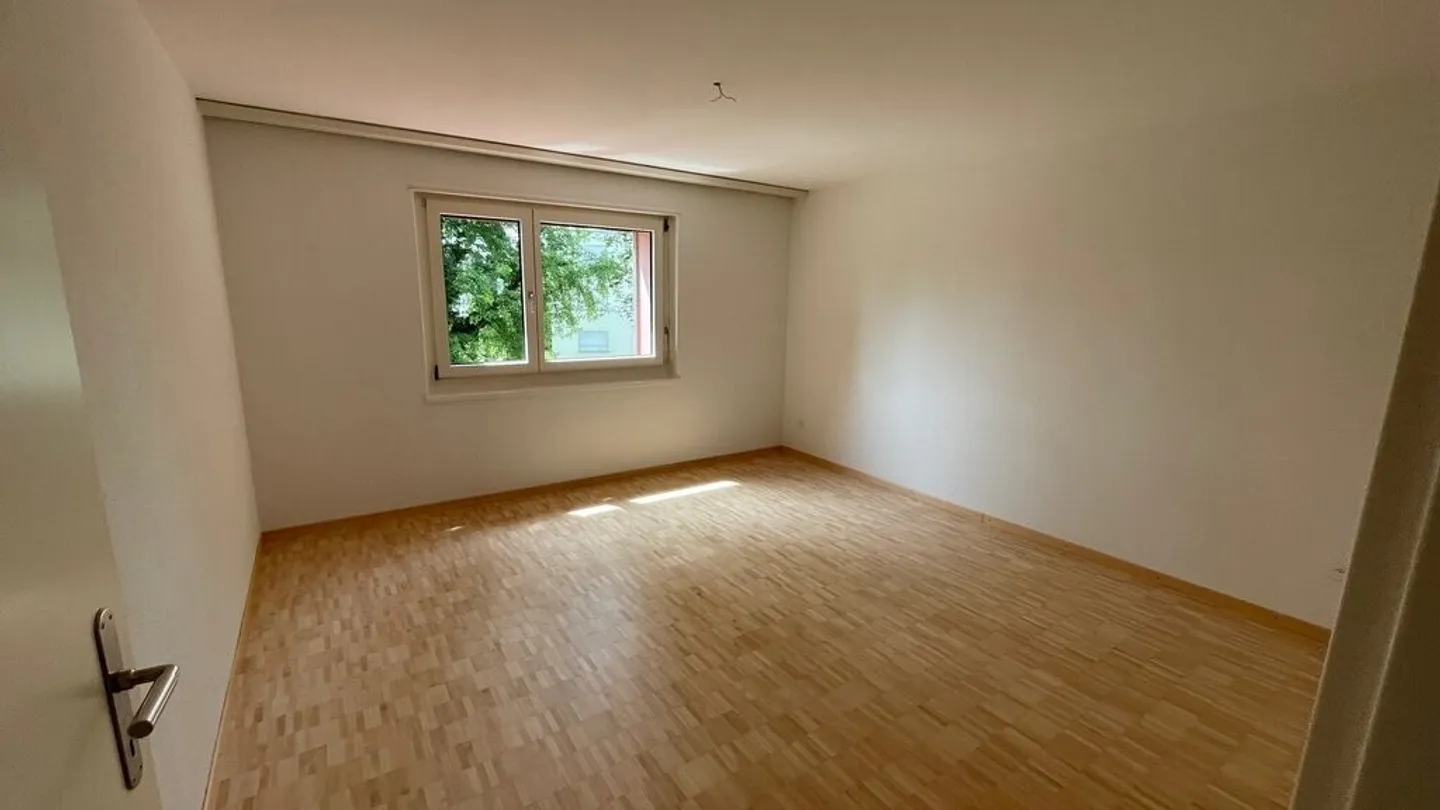 Visit - Move In - Feel Good - Photo 3 of 11