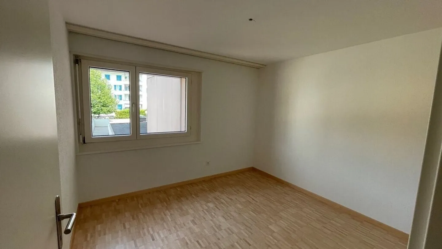 Visit - Move In - Feel Good - Photo 4 of 11