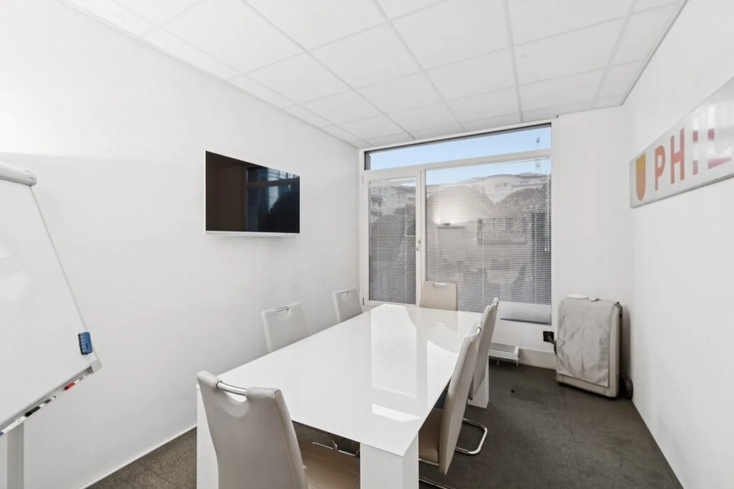 Ufficio Luminoso in Edificio Misto - Foto 6 di 11