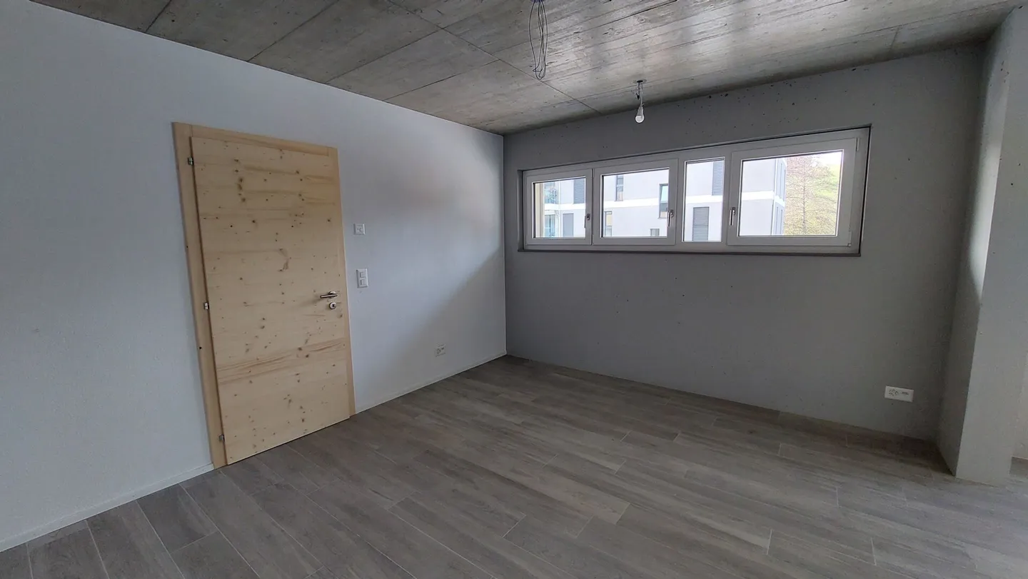 Beautiful commercial spaces, modern and new, 2 steps from the train station in full expansion - Photo 8 of 19