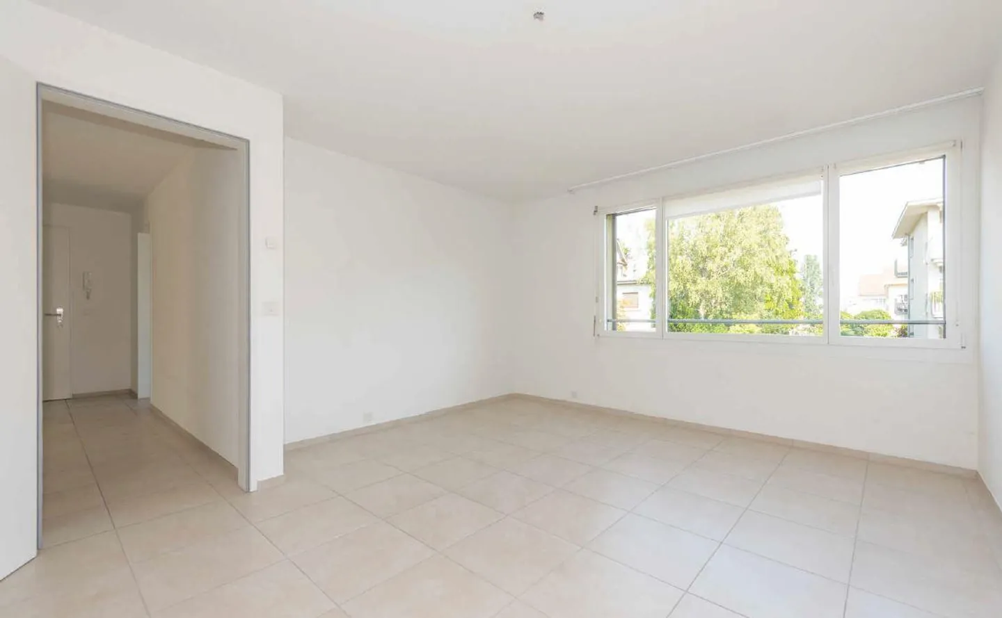 Spacious, light-flooded 4.5-room apartment in a central location - Photo 9 of 11