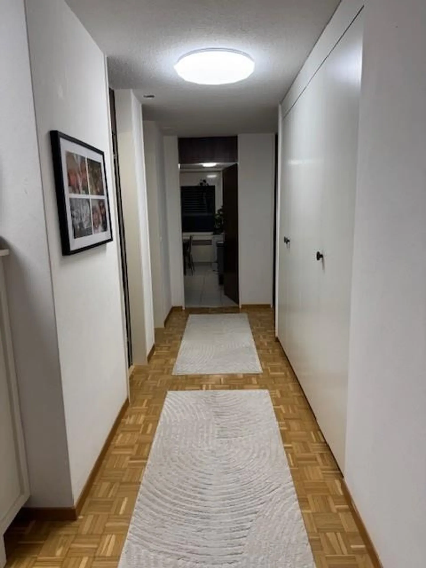 Appartamento 4.5 locali, situato in posizione centrale, luminoso, layout spazioso - Foto 11 di 11