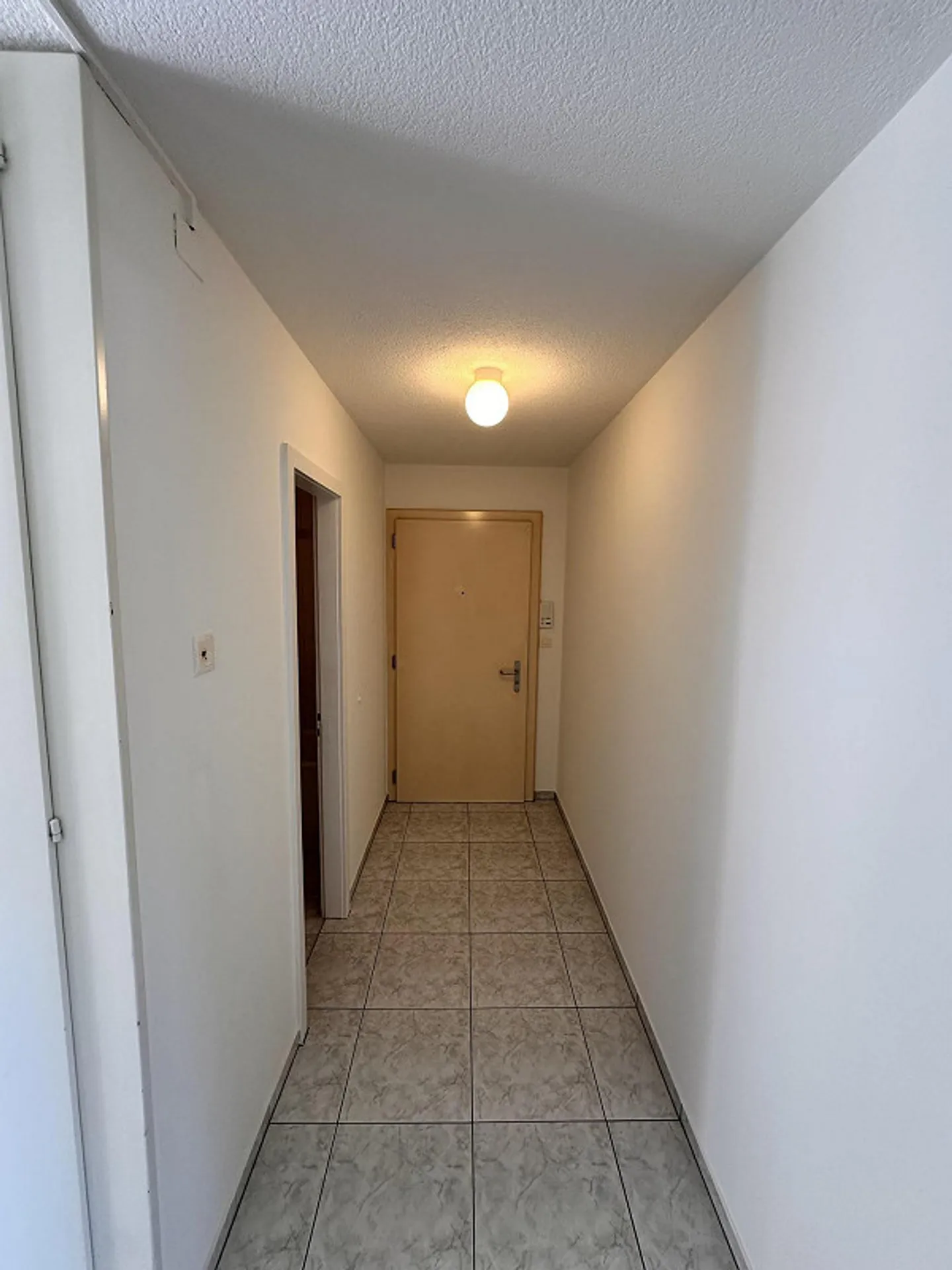 Appartement 3.5 pièces Wöschauerring 23 - Photo 2 sur 8