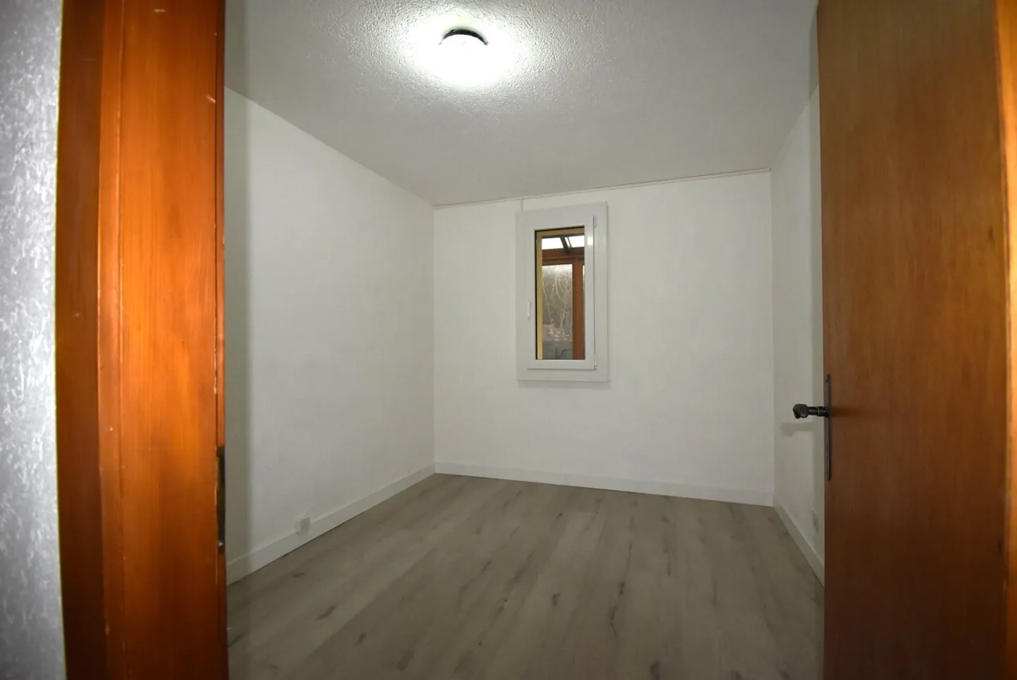 3.5 Room Apartment - Photo 3 of 7