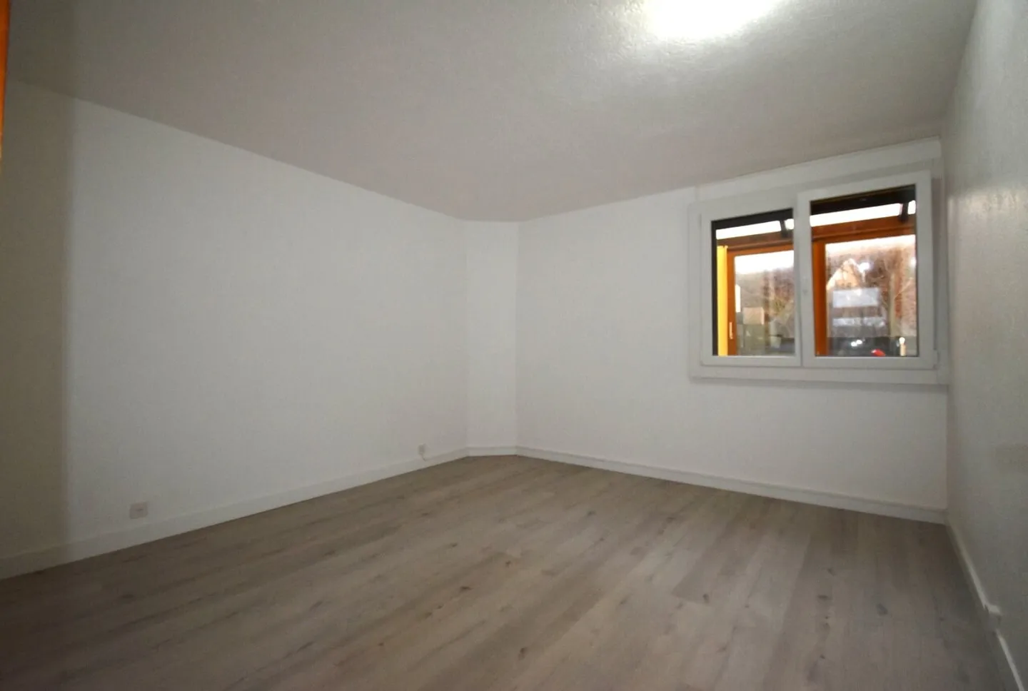 3.5 Room Apartment - Photo 4 of 7