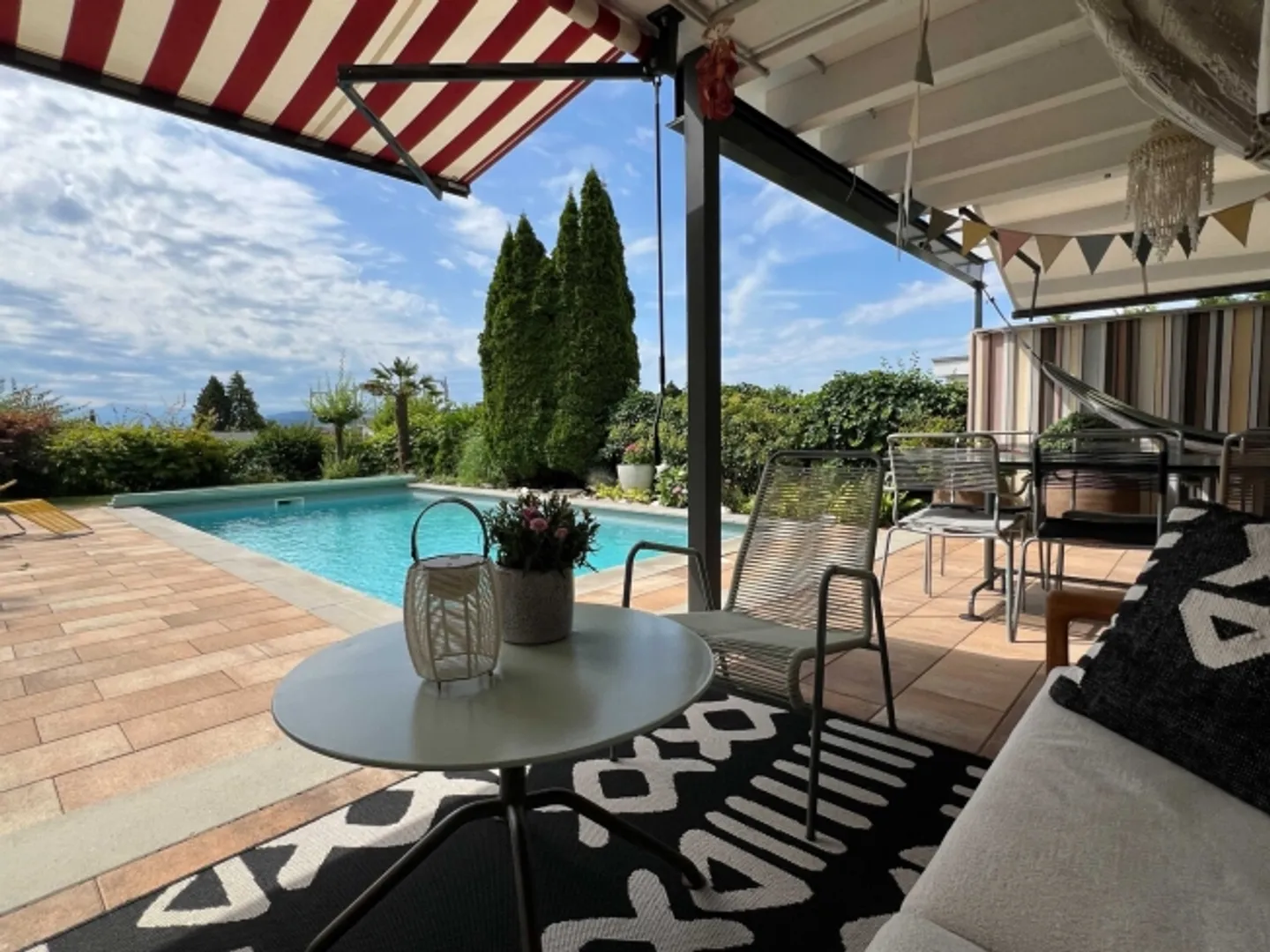 «5½ ZIMMER-HAUS IN DIETLIKON (ZH), MÖBLIERT, TEMPORÄR» - Foto 1 von 10