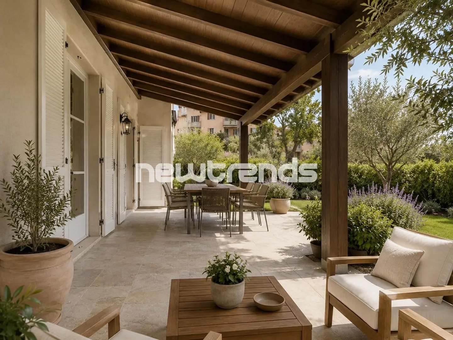 Duplex spazioso con giardino privato - Foto 4 di 13
