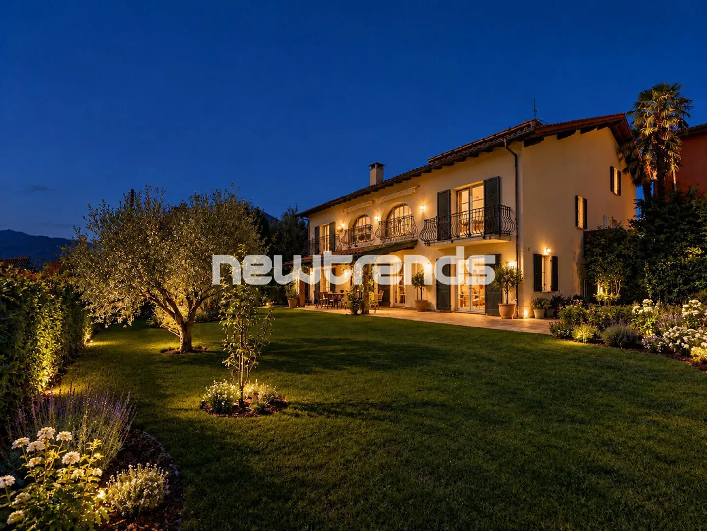 Duplex spazioso con giardino privato - Foto 1 di 13