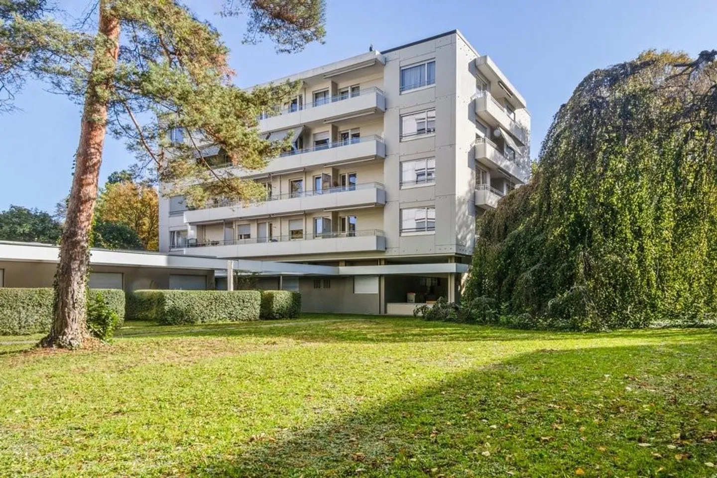 Ideal for Students - City-Close Home in the Popular Gellert Quarter - Photo 1 of 5