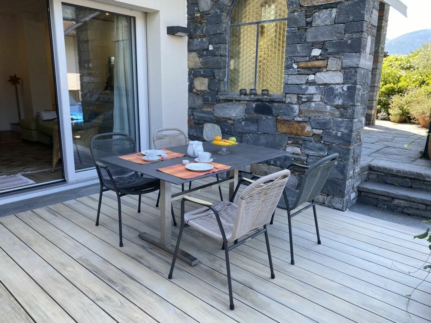 Zweifamilienhaus in Top-Zustand - Foto 9 von 16