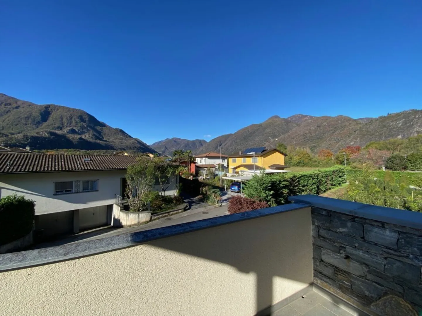 Zweifamilienhaus in Top-Zustand - Foto 10 von 16