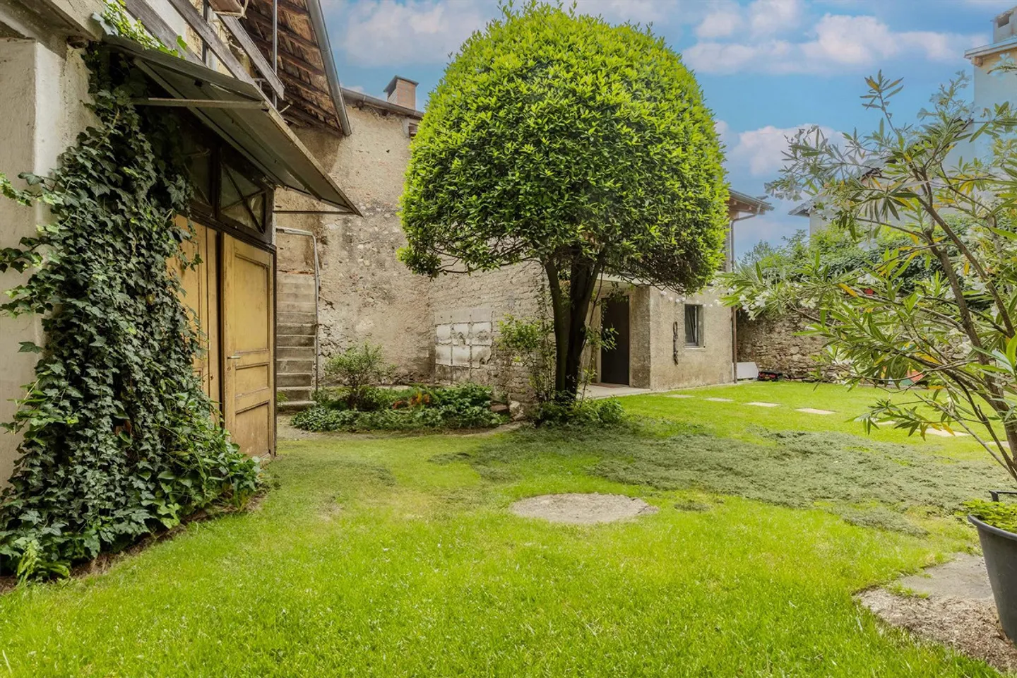 GELEGENHEIT-HAUS DES NUCLEUS 7.5 ZIMMER ZU RENOVIEREN IN LIGORNETTO - Foto 9 von 9