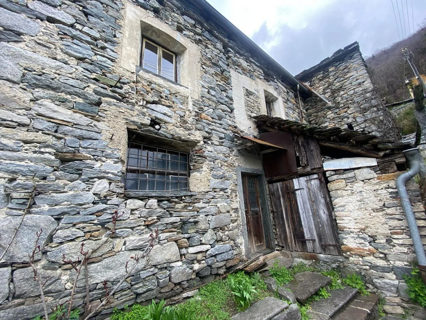 Charming Rustico in Camedo - Photo 2 of 17