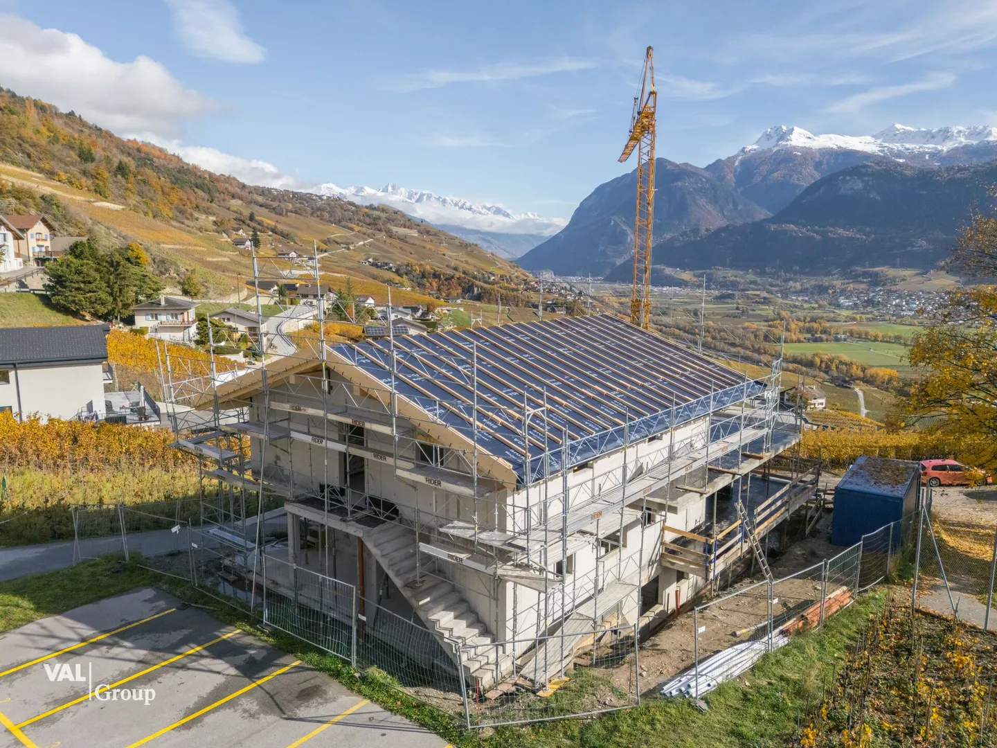 Au cœur des Alpes, un appartement en attique unique où la lumière et l'élégance s'expriment - Photo 10 sur 12