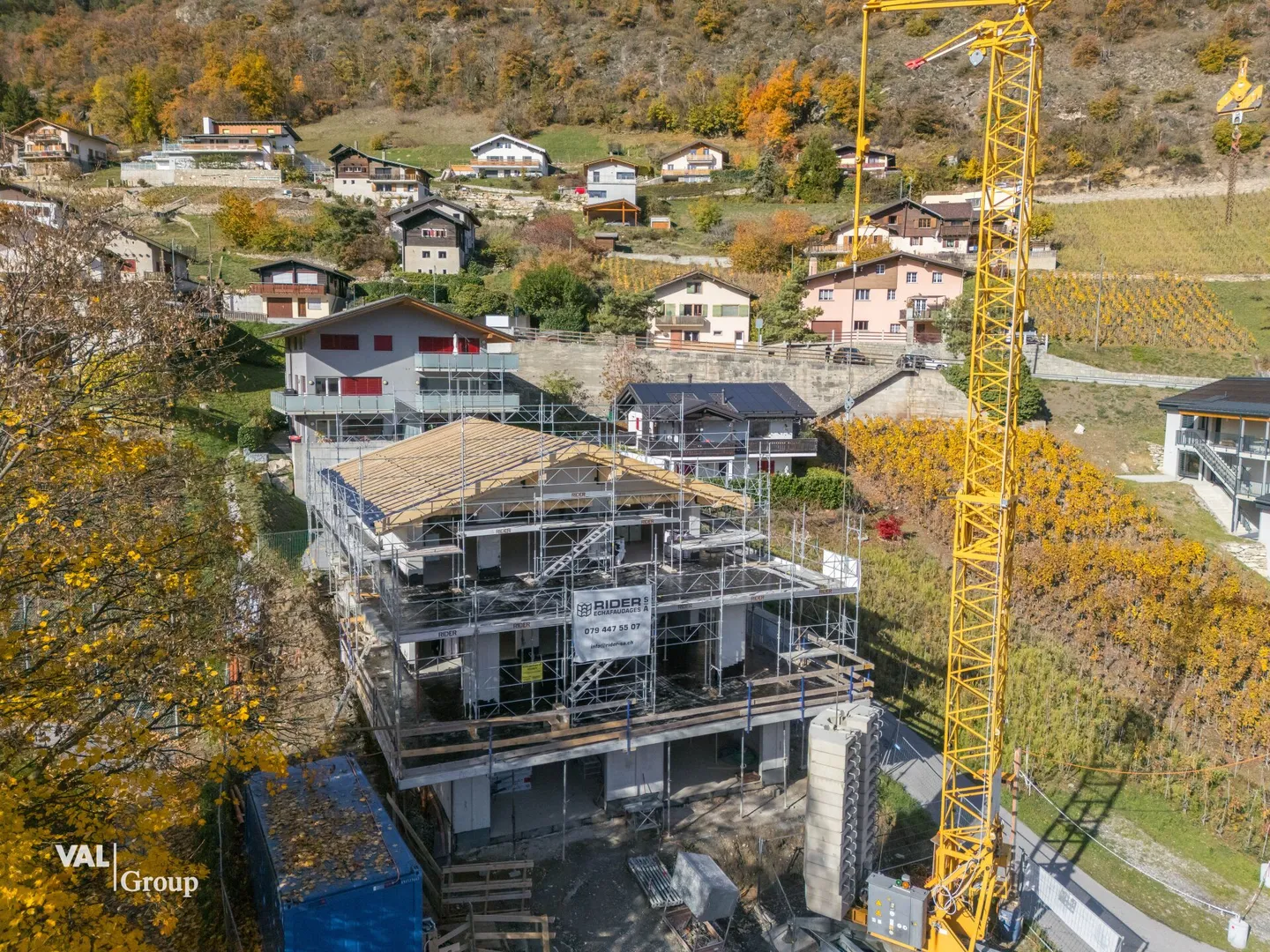 Au cœur des Alpes, un appartement en attique unique où la lumière et l'élégance s'expriment - Photo 11 sur 12
