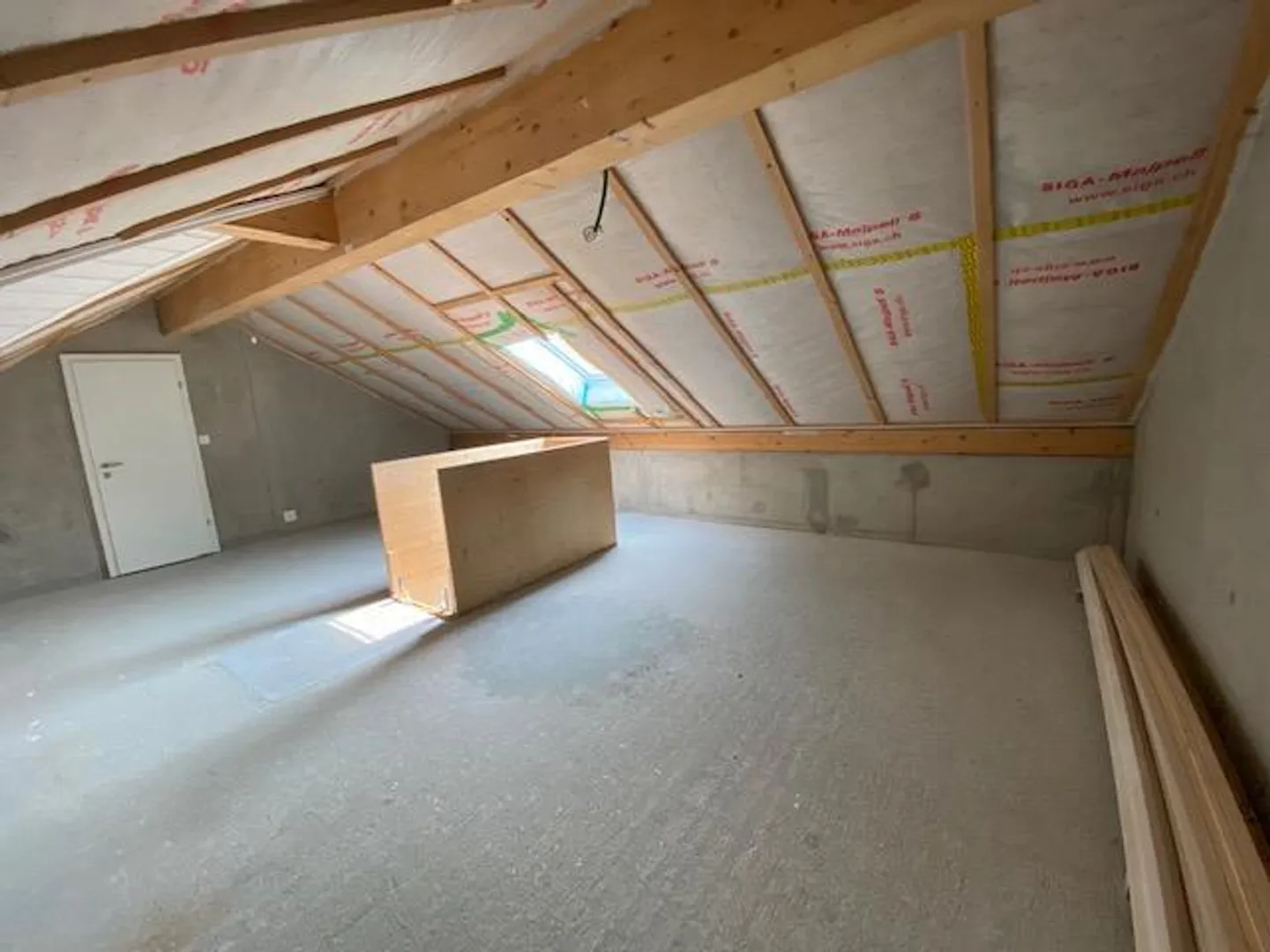 APPARTEMENT 4.5 CHAMBRES (COMBLES) - Photo 13 sur 13