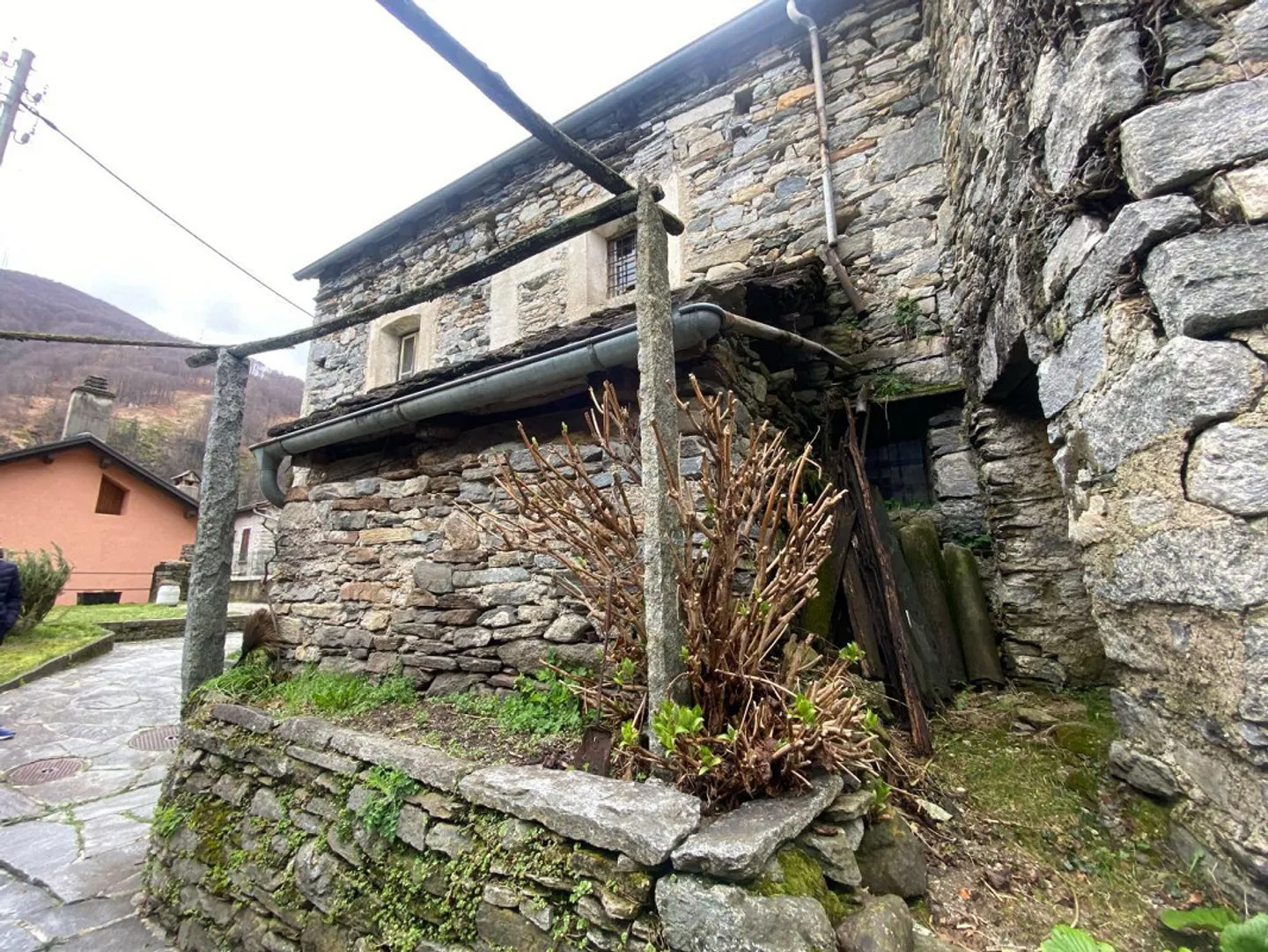 Charming Rustico in Camedo - Photo 11 of 17