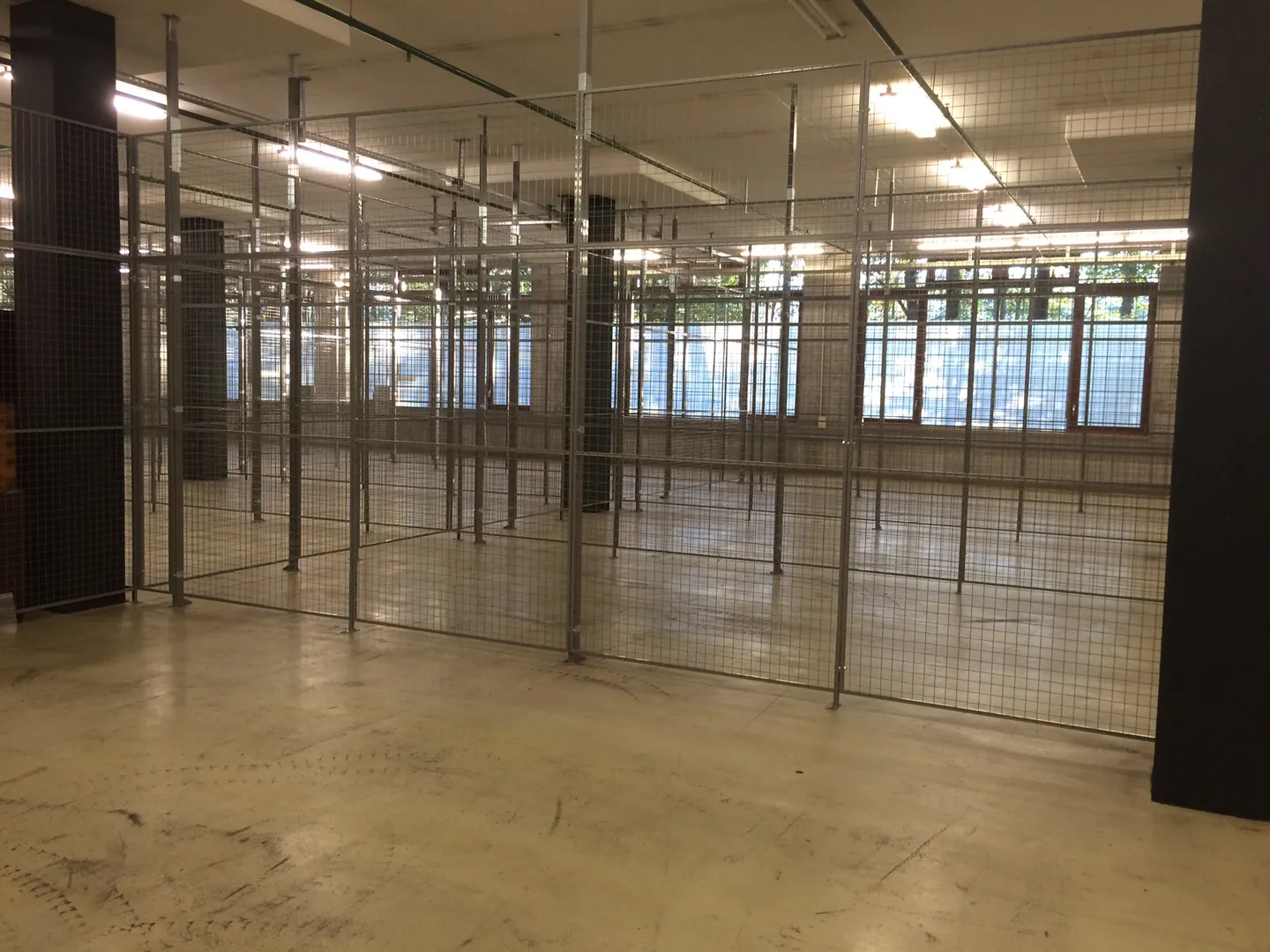 Espaces de stockage accessibles 24 heures - Photo 2 sur 2