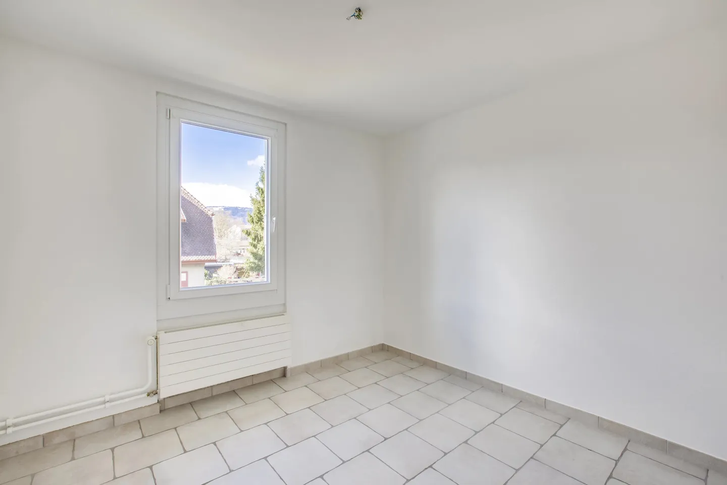 Helle 3,5-Zimmer-Wohnung mit privatem Garten - Foto 8 von 10