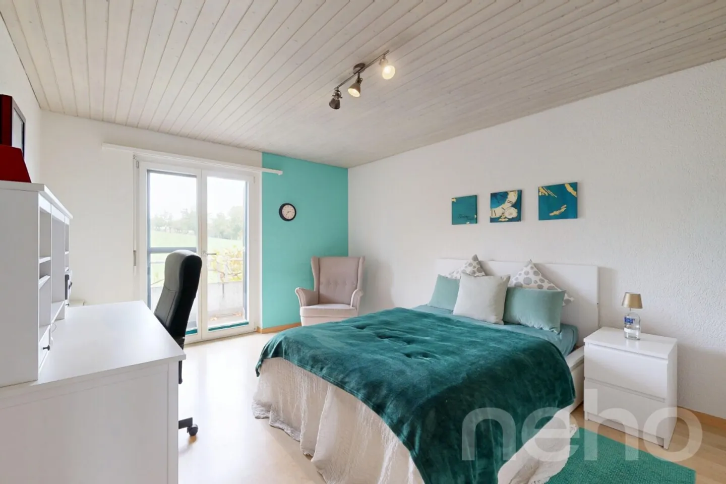 Charming Duplex with Garden View - Photo 5 of 12