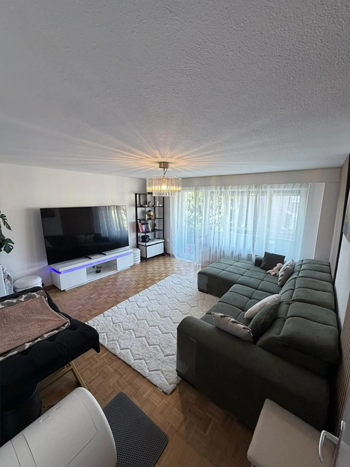 Appartement lumineux, central et calme de 3,5 pièces à Gossau SG - Photo 1 sur 9