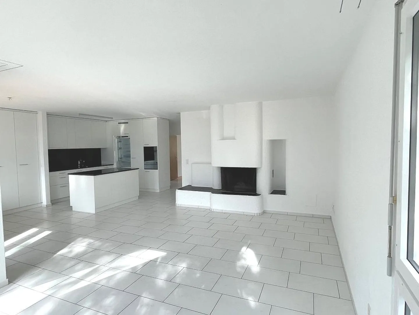 Appartement moderne de 5,5 pièces - Photo 2 sur 13